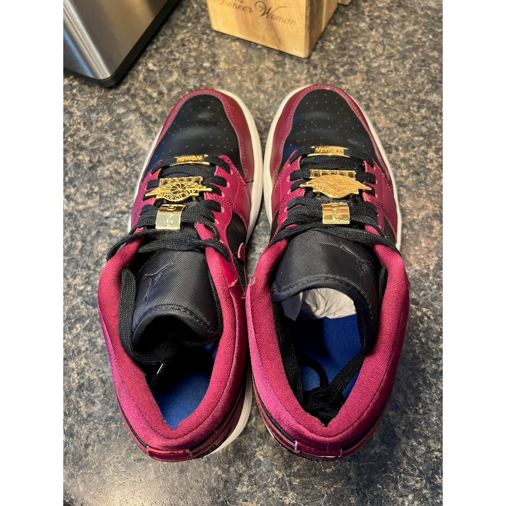 Nike Air Jordan 1 Low SE Dark Beetroot Womans 10.5 - Picture 8 of 11